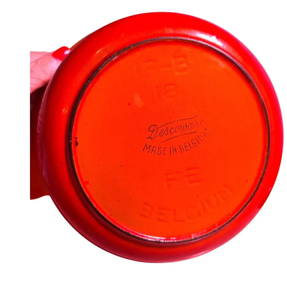 Descoware Vintage Flame Orange Cast Iron Croquette Casserole and Lid 7.5 in